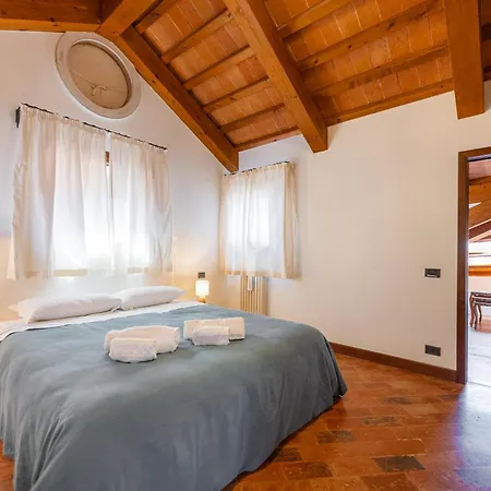 アパート Luxury Penthouse With Terrace