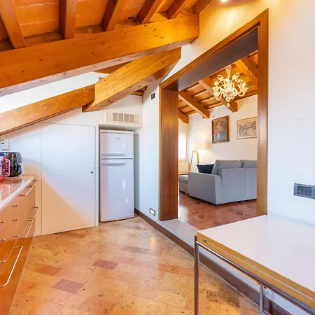 Lägenhet Luxury Penthouse With Terrace